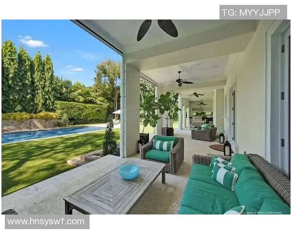 卡塔尔足球明星的豪华居所揭秘及生活方式探讨